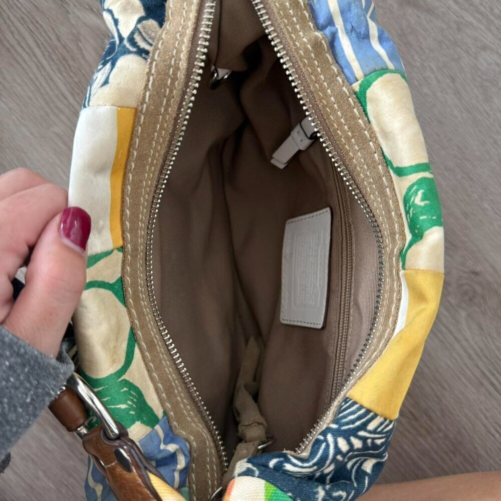 Vintage Coach Multicolor Patchwork Hobo Bag – Style No. M0673-10441 - Picture 7 of 8